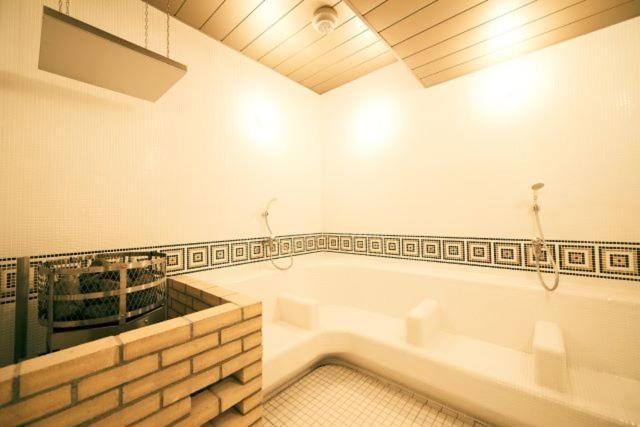 Sauna & Cabin Thermae-Yu Nishiazabu Токио Экстерьер фото