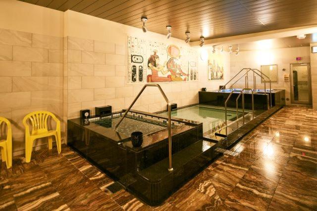 Sauna & Cabin Thermae-Yu Nishiazabu Токио Экстерьер фото